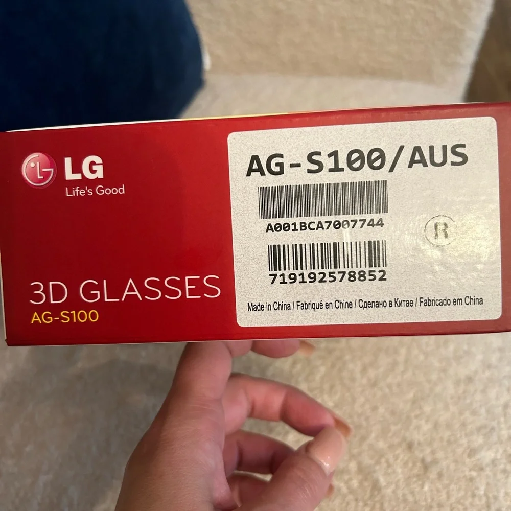 3-D glasses for LG 3-D TV bundle
